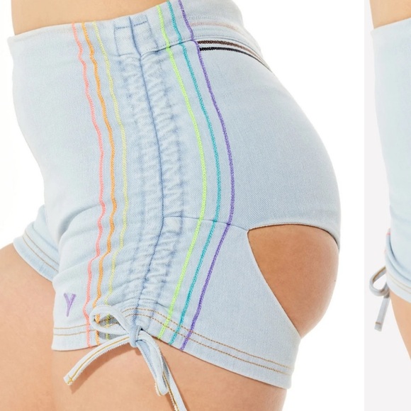 Yitty sold out peekaboo shorts! - Picture 3 of 5